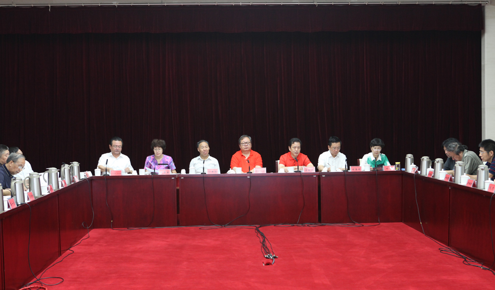 8月2日，第十一屆全國少數(shù)民族文學創(chuàng)作“駿馬獎”終評會