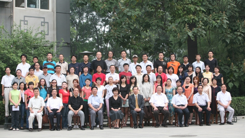 魯迅文學(xué)院第七屆高研班學(xué)員名單　周　瑾　張建嫘　周嘉寧　歐陽斌　曹明霞　李駿虎　傅愛毛　劉玉誠　劉志成　梁永哲　宋曉杰　陳集益　馬天牧　魯　敏　高　君　范曉波　余同友　郭海燕　傅其祥　謝宗玉　盛　瓊　黃煥光　林　森　楊鴻雁　羅　勇　羅布次仁　　王　華　　李亞明　葉　舟　王　族　單永珍　劉士忠　郁　笛　李志強　祝雅麗　葉文軍　劉芳曉　喻　紅　黃春華　馬利軍　黃雪蕻　王進康　劉園園　張悅?cè)弧』簟∑G　辛?xí)跃辍±睢‖摗●R中才　戴月行　蔣　峰　楊學(xué)會　李海洋　畢　亮