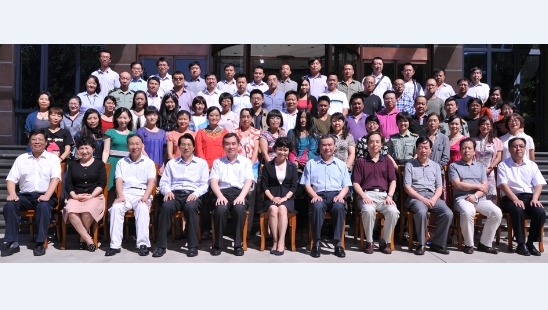 魯迅文學(xué)院第二十一屆高研班學(xué)員名單　張瑞江　霍　君　張冠仁　杜雅熙　于忠輝　張樂朋　孫青瑜　邢慶杰　郭巖君　賀　穎　高鵬程　薛喜君　杜懷超　于德北　王彥山　項麗敏　郭晶晶　蔡偉璇　余　紅　林漢筠　潘小樓　王海雪　黎明泰　姜東霞　張　芳　趙　殷　程　靜　牛宏岐　楊　鵬　黃文生　劉　雯　葛瑞英　李　云　呂天林　孫大順　任海青　李　蚌　嚴　榮　楊獻平　鐘法權(quán)　贊　歌　孫學(xué)軍　蔡曉航　羅　英　李慶和　向　娟　曹　毅　聶勒希顧　尼瑪次仁　扎西東主