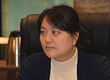 納楊：期待兒童文學(xué)更均衡地發(fā)展兒童文學(xué)主要有兩個(gè)不平衡。第一是地域不平衡，第二個(gè)不平衡是文體門(mén)類的不平衡。[詳細(xì)]