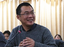 李云雷：文學(xué)批評應(yīng)對“新時(shí)期文學(xué)”起到建設(shè)性作用我們可以通過對文學(xué)問題的討論，首先改變文學(xué)觀念，然后再推動(dòng)社會思潮的轉(zhuǎn)變。[詳細(xì)]