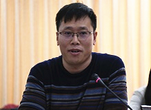 魯太光：激活文學(xué)批評應(yīng)處理好幾種關(guān)系我們的文學(xué)批評的問題突出表現(xiàn)在活力不彰。文學(xué)批評沒有活力，意義打了折扣，存在感也不會強(qiáng)。[詳細(xì)]