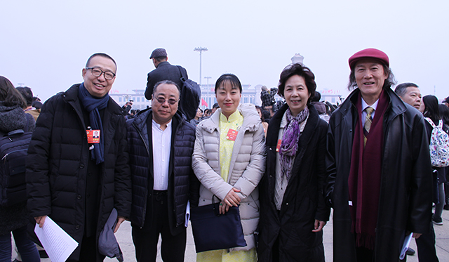 政協(xié)委員潘魯生、尹力、盛小云、范小青等