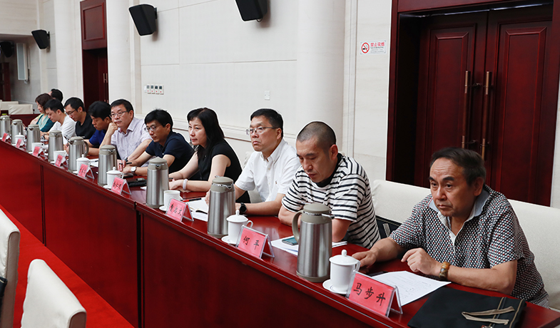 第十屆茅盾文學獎評委會第一次全體會現(xiàn)場