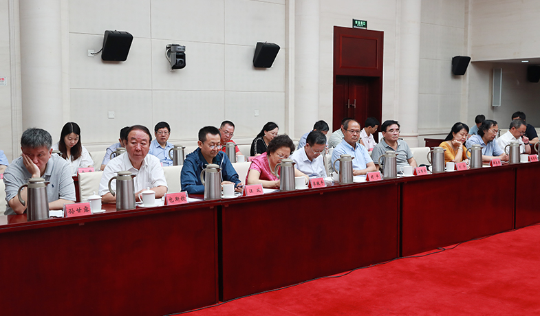 第十屆茅盾文學獎評委會第一次全體會現(xiàn)場