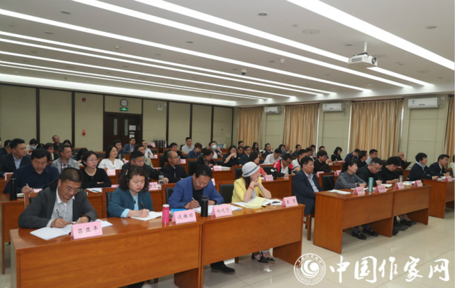 2021全國文學(xué)內(nèi)刊會(huì)議完成多項(xiàng)主題活動(dòng)圓滿閉幕