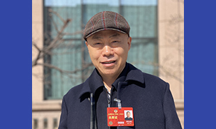 全國政協(xié)委員、導(dǎo)演劉家成　