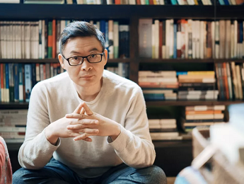 麥家：文學(xué)，為講好中國故事貢獻(xiàn)力量