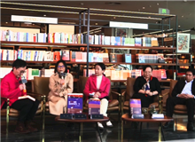 三十歲之后的女性，會獲得一種力量感　　談及女性的自我認知，魏微表示，這或許與年齡的增長與閱歷的增加有關(guān)。[詳細]