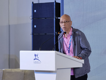 楊志軍在2023上海書展。澎湃新聞?dòng)浾?羅昕 攝