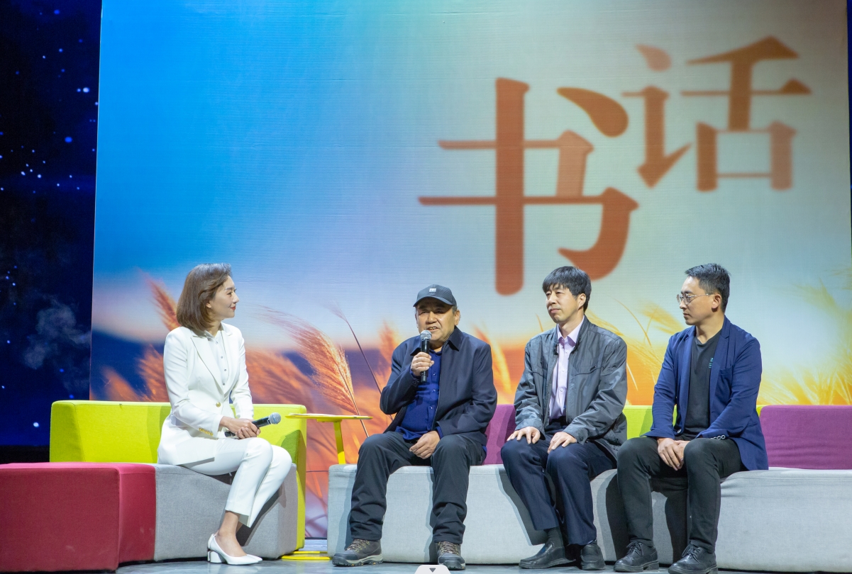 馬步升、馬宇龍、王選接受采訪