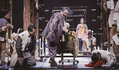 話劇《生命冊》劇照(圖片由陜西人民藝術(shù)劇院提供)