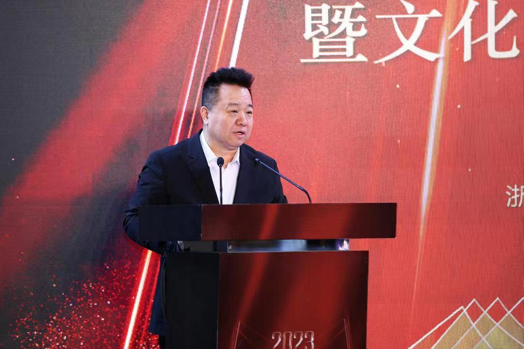 中國作協(xié)黨組成員、書記處書記邱華棟致辭