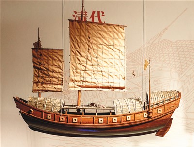 清代漕船模型。 　　中國京杭大運(yùn)河博物館供圖