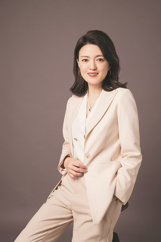 宋揚(yáng)：上海西岸大劇院總經(jīng)理，《大彗星》項(xiàng)目總制作人