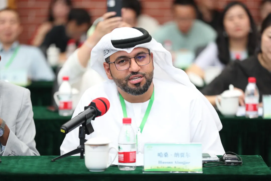 阿聯(lián)酋詩人哈?！ぜ{賈爾