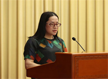 馬金蓮：耐得住寂寞，守得住清貧　　24年來，繁雜瑣碎的工作生活之余，我堅持文學(xué)夢想，發(fā)表作品600多萬字，出版作品21部……[詳細(xì)]