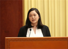 袁紹珊：交流與發(fā)展　　作為一位文化工作者，我在澳門從事文化工作超過16年，曾策劃、主編、編輯過百本書刊，包括澳門的年度文學(xué)作品選等……[詳細(xì)]