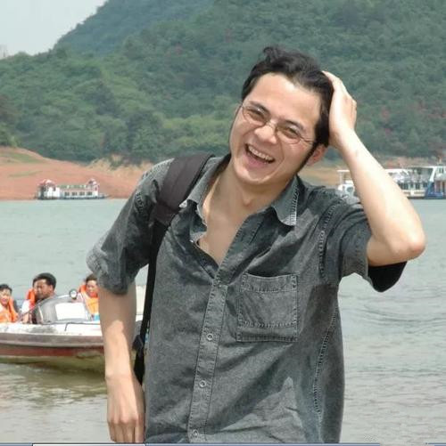 報告文學(xué)獎獲得者 姚瑤(侗族)