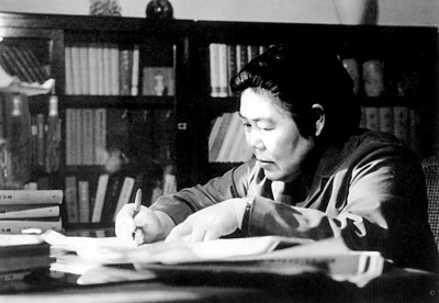 楊沫(1914—1995年) 圖片選自同心出版社出版的《楊沫百年紀(jì)念圖文》