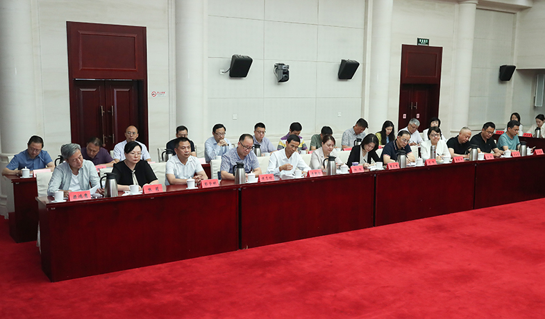 第十三屆全國少數民族文學創(chuàng)作駿馬獎評委