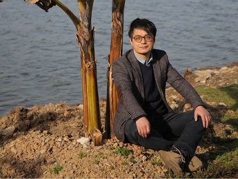 短長書 | 《無雨燒茶》：雨中煙火慢，小城茶事深