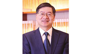 全國政協(xié)委員，中國社會科學(xué)出版社黨委書記、社長趙劍英