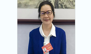 全國人大代表、重慶市作協(xié)原主席冉冉