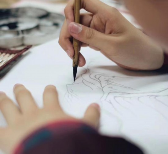 上海學生體驗青綠山水畫法