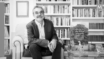 加西亞·馬爾克斯的兒子貢薩洛·加西亞·巴爾查最終決定背叛父親的遺愿，將其手稿《我們八月見》付諸出版。亞歷杭德拉·卡瓦哈爾攝影，行星出版集團圖片